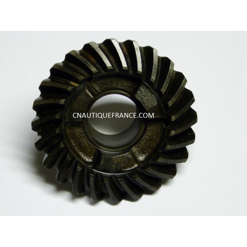 PINION GEAR 25 - 30 HP 2S YAMAHA 689