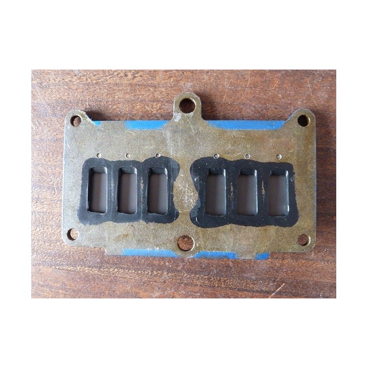 BOITE A CLAPET 9.9 CV SUZUKI DT9.9 - 