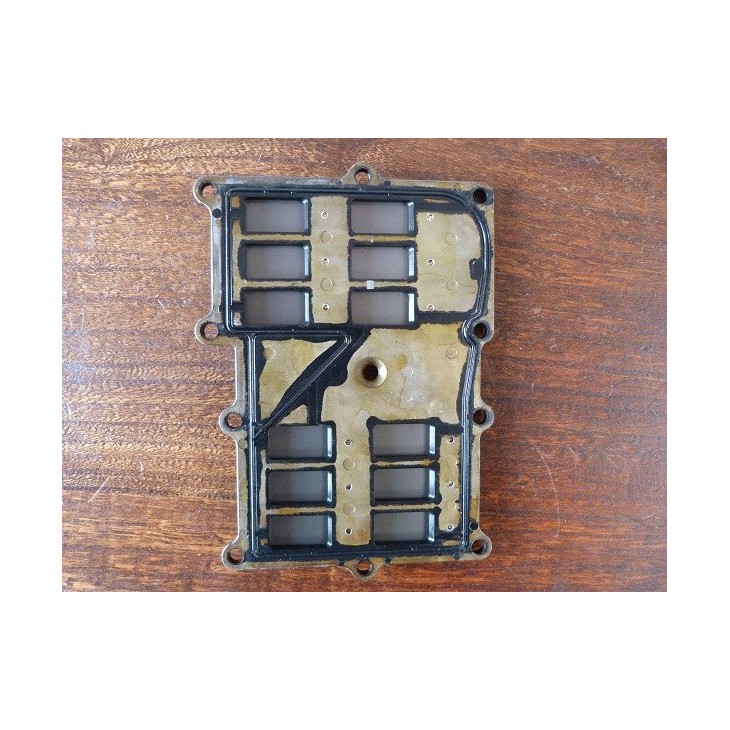 BOITE A CLAPETS 25 CV SUZUKI DT25 - 02503