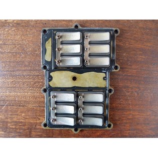 BOITE A CLAPETS 25 CV SUZUKI DT25 - 02503