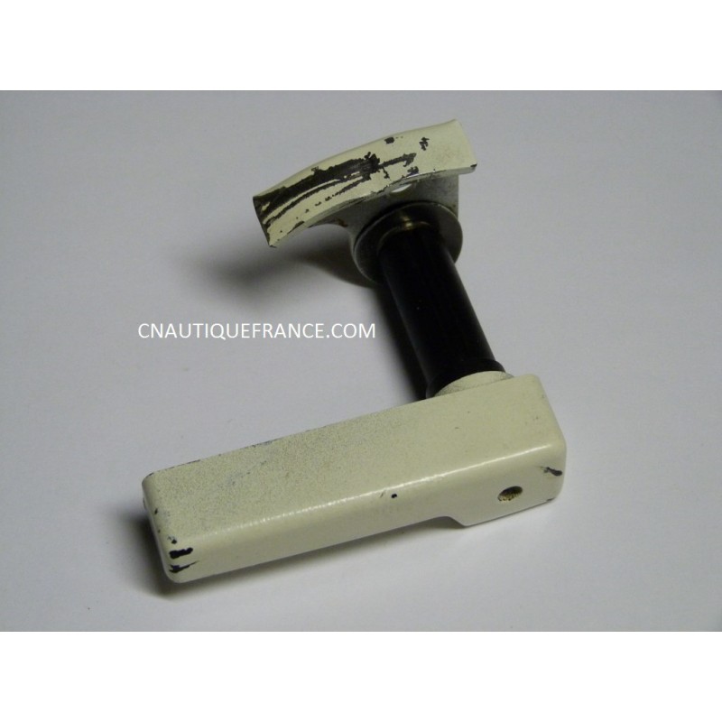 LATCH HANDLE 40 - 70 HP JOHNSON 396606