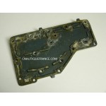 COUVERCLE PLAQUE ECHAPPEMENT 40 CV YAMAHA 676  02
