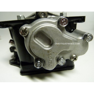CYLINDER HEAD 30 HP 4S MERCURY 2001