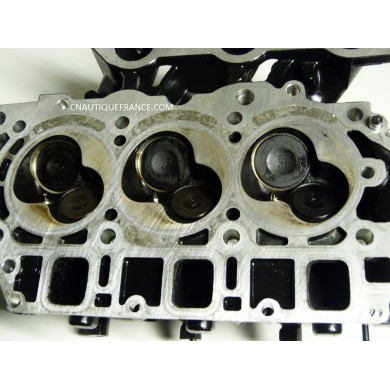 CYLINDER HEAD 30 HP 4S MERCURY 2001