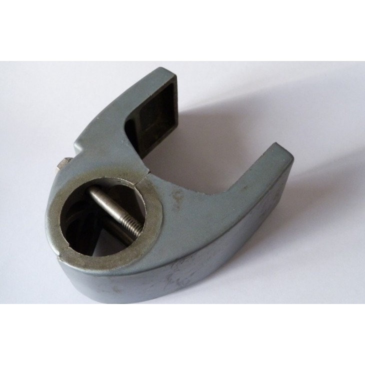 COUVERCLE SILENT BLOC EVINRUDE 329020 / 329021