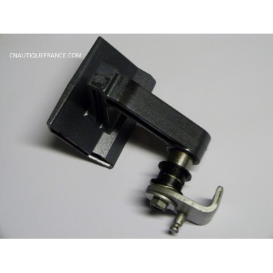 HOOD CLAMP LEVER 150 HP 4S YAMAHA F150