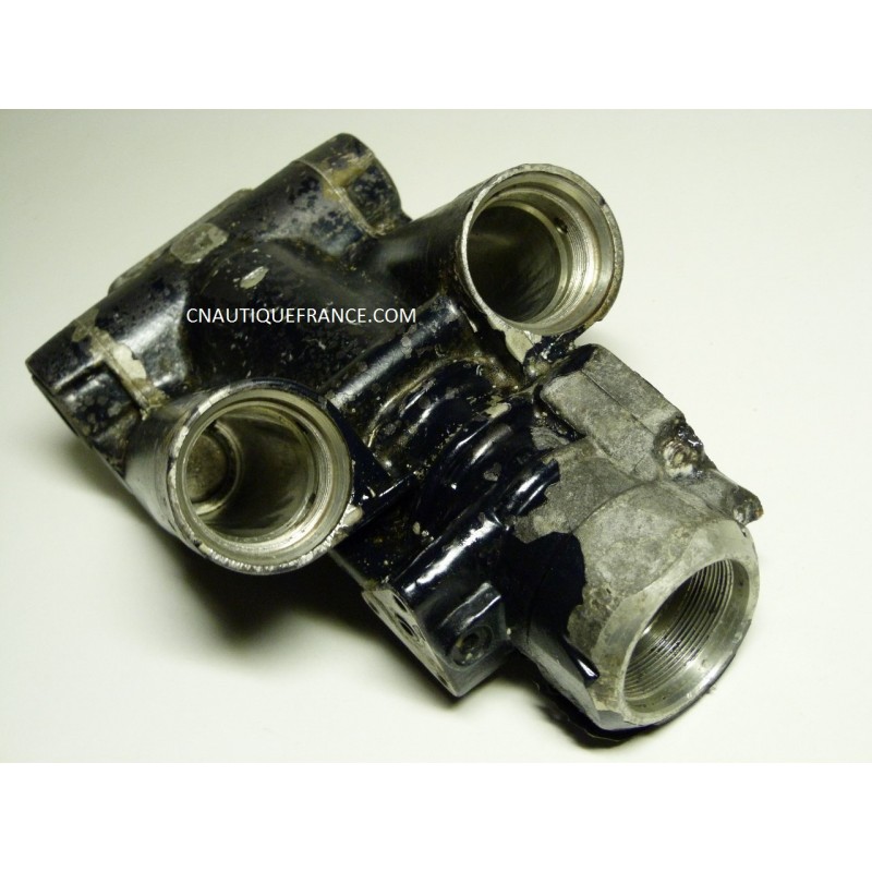 CARTER BLOC CYLINDRE TRIM 60 - 300 CV JOHNSON 