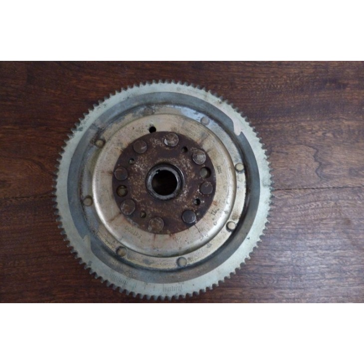 VOLANT MAGNÉTIQUE 150 / 200 / 225 CV 2T SUZUKI 32102-92E00