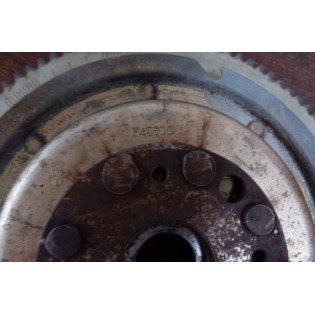 VOLANT MAGNÉTIQUE 150 / 200 / 225 CV 2T SUZUKI 32102-92E00