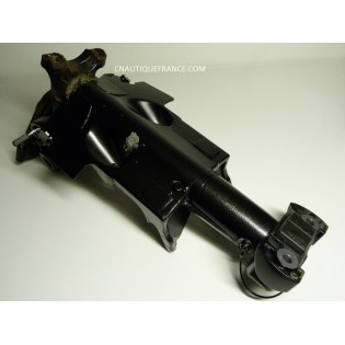 SUPPORT DIRECTION ET PIVOT DE PRESSE SUZUKI 140 CV 4T DF140 92J