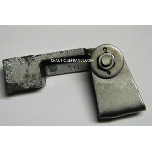 LEVER CLAMP TOP COWL 4 - 5 HP 2S YAMAHA 6E0