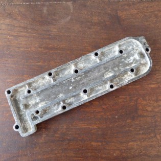 COUVERCLE DE PLAQUE D' ÉCHAPPEMENT 30 CV 2T SUZUKI DT30C