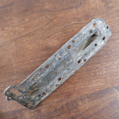 PLAQUE D' ÉCHAPPEMENT 30 CV 2T SUZUKI DT30C