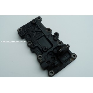 PLAQUE D' ECHAPPEMENT 9.9 - 15 CV 2T 2CYL  JOHNSON EVINRUDE OMC 322404