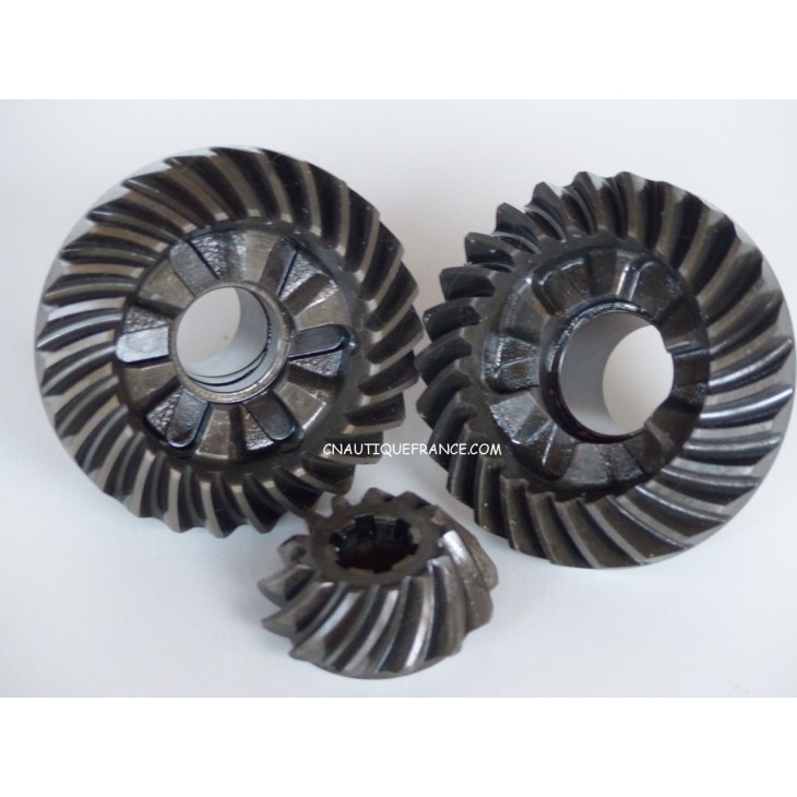 40 CV 2T - KIT PIGNONS EMBASE YAMAHA 689