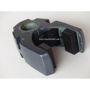 F25 - SILENT BLOC INFÉRIEUR 25 CV 4T YAMAHA