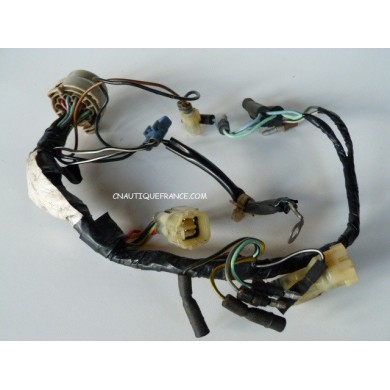 FAISCEAU DE CABLES 35 - 50 CV HONDA 32520-ZV5-820