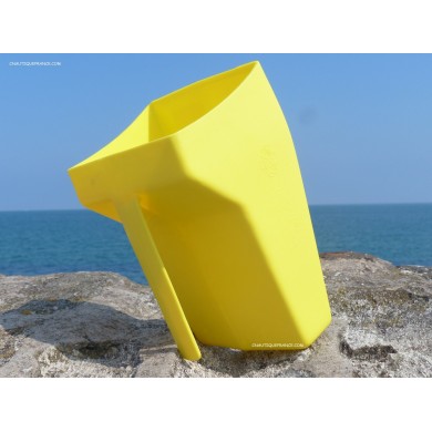 ECOPE BATEAU PLASTIQUE JAUNE - 2 LITRES