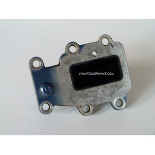 BOITE A CLAPET 9.9 CV 2T YAMAHA MARINER 682