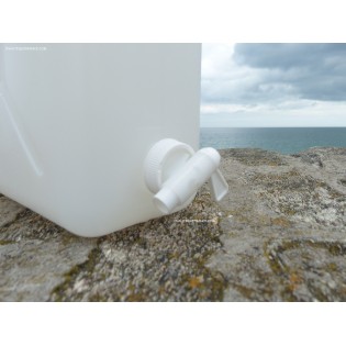 JERRICAN AVEC ROBINET