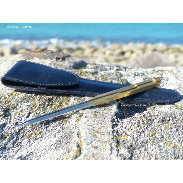 COMPAS DROIT EN LAITON AVEC ETUI EN CUIR
