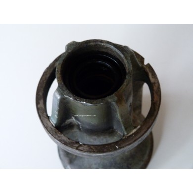 48 - 55 HP - HOUSING BEARING YAMAHA 663-45331