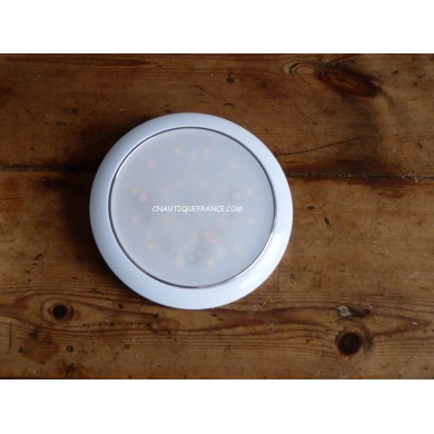 Plafonnier à LED jour / nuit sans encastrement