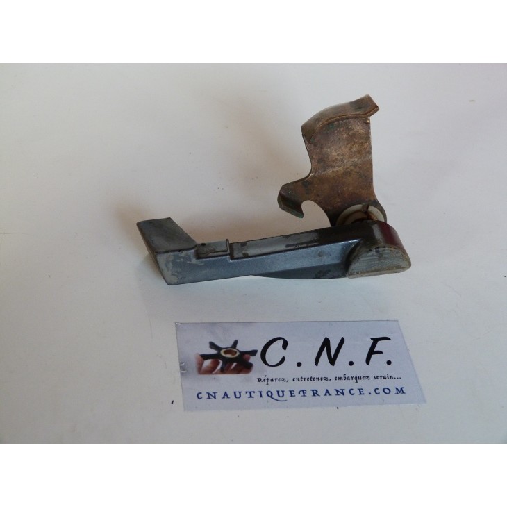 30M - ATTACHE CAPOT 30 CV 2T MARINER