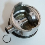 PISTON EVINRUDE JOHNSON 25HP - 30HP 4T - 5031930