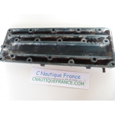 COUVERCLE PLAQUE ECHAPPEMENT 75 - 90 CV 2T YAMAHA