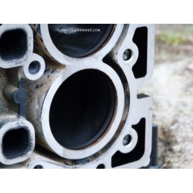 8 - 9.9 CV - BLOC MOTEUR MERCURY MARINER