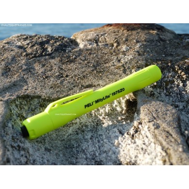 PELI BATTERY-OPERATED LED PEN TORCH
