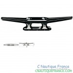 taquet noir en plastique