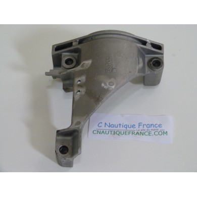F6 F8  BRACKET 6 - 8 HP 2S YAMAHA 68T-81822