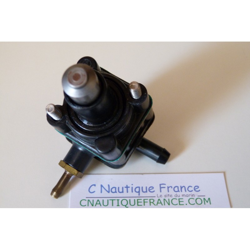 9.9 15 HP 4S FUEL PUMP EVINRUDE JOHNSON 435352
