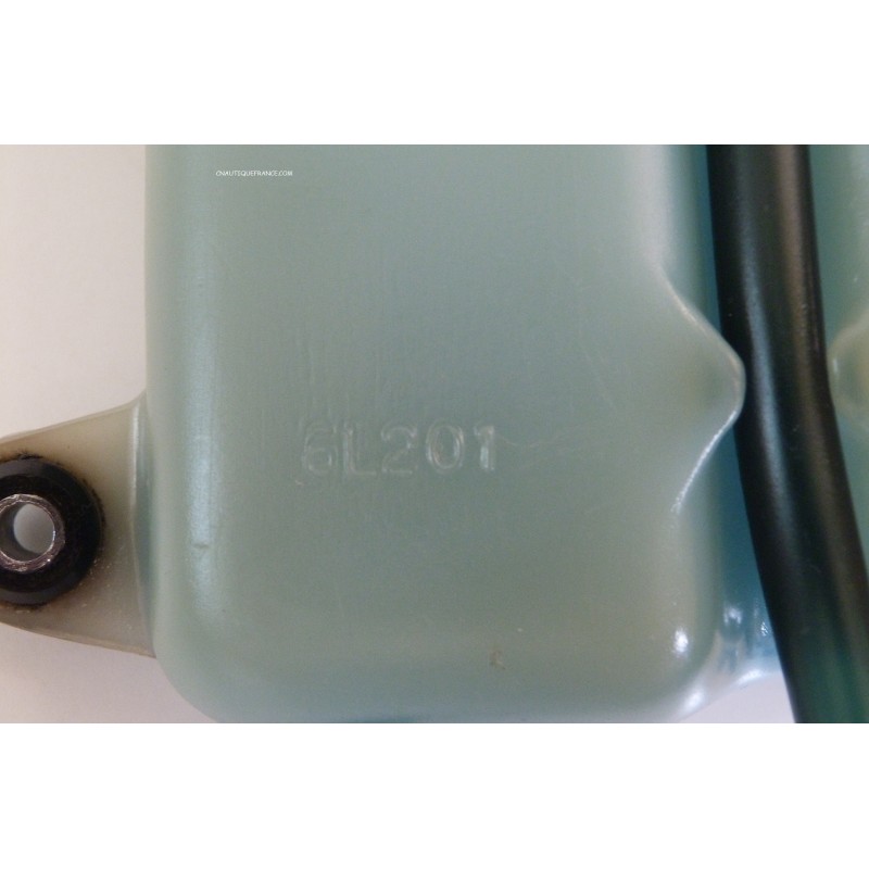 20 25 HP 2S OIL TANK YAMAHA 6L2 2170701 00