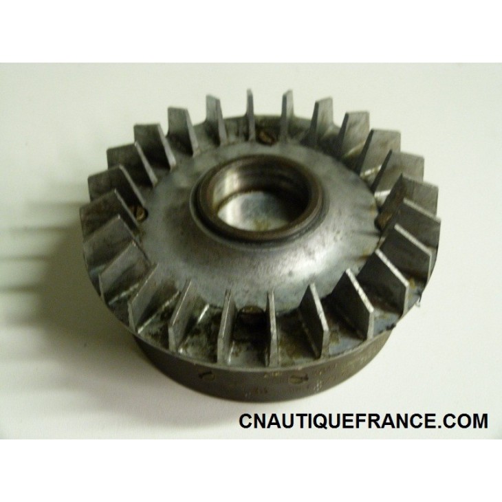 VOLANT MAGNÉTIQUE 4 CV 2T  TOMOS 204-444