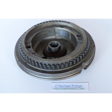 9.9 - 15 HP 2S FLYWHEEL EVINRUDE JOHNSON