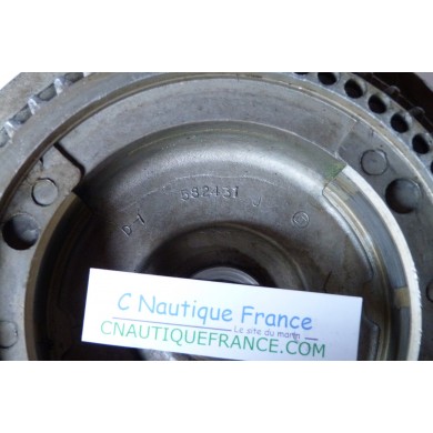 9.9 - 15 CV 2T VOLANO MAGNETIQUE EVINRUDE JOHNSON