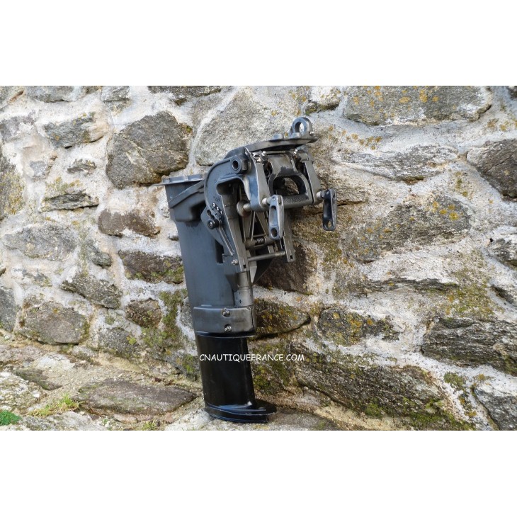 9.9 CV FOURREAU ET SUPPORT DE PRESSE MARINER MERCURY