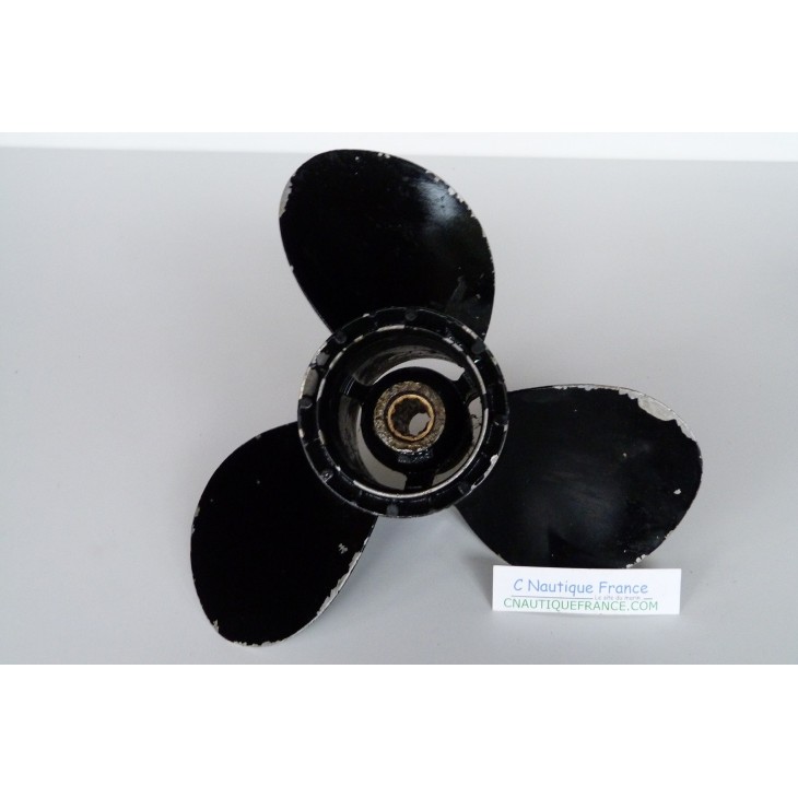 25 - 30 HP 2S PROPELLER SUZUKI