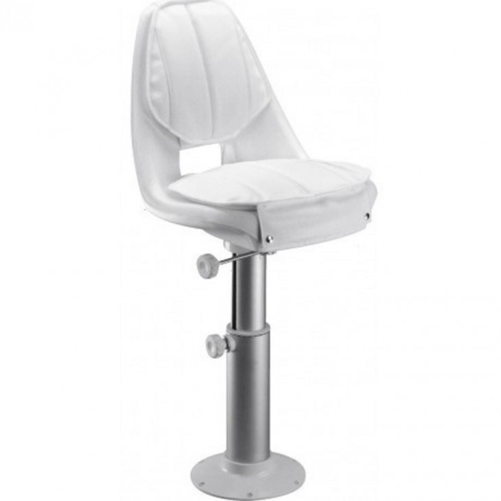 Comfort and durability: Captain boat seat with cushion and aluminum swivel. Perfect for optimal comfort on the water!